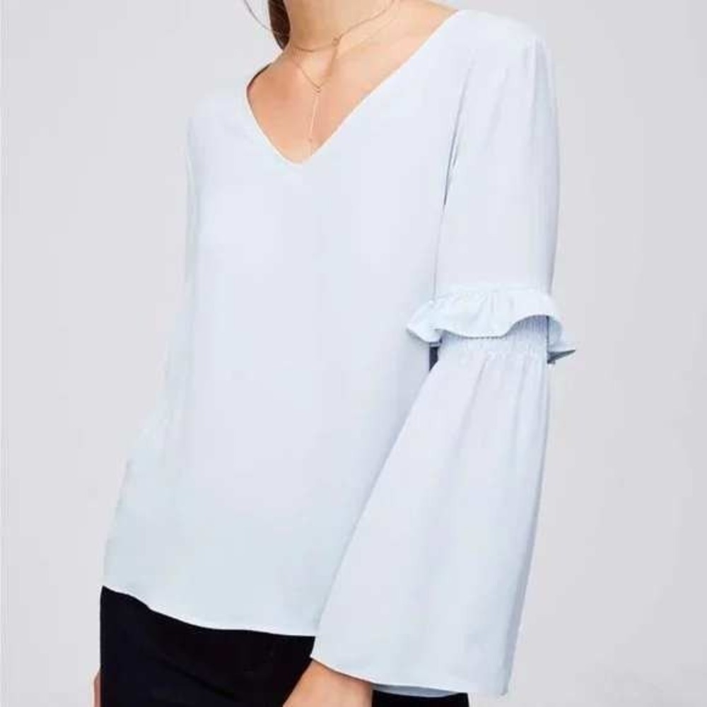 LOFT Light Blue V-Neck Ruffle Bell Sleeve Blouse Top Womens Large L w526 - Picture 2 of 7